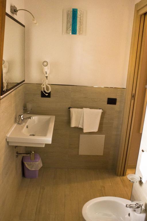 קאסטלסארדו Real B&B Primo Sole מראה חיצוני תמונה