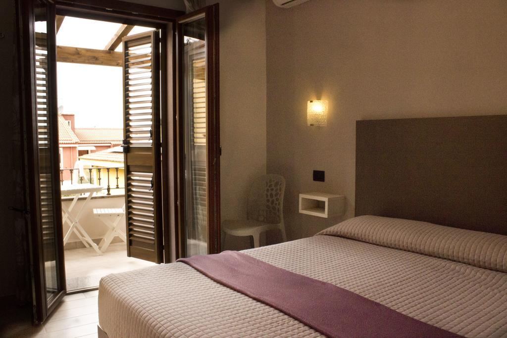 קאסטלסארדו Real B&B Primo Sole מראה חיצוני תמונה