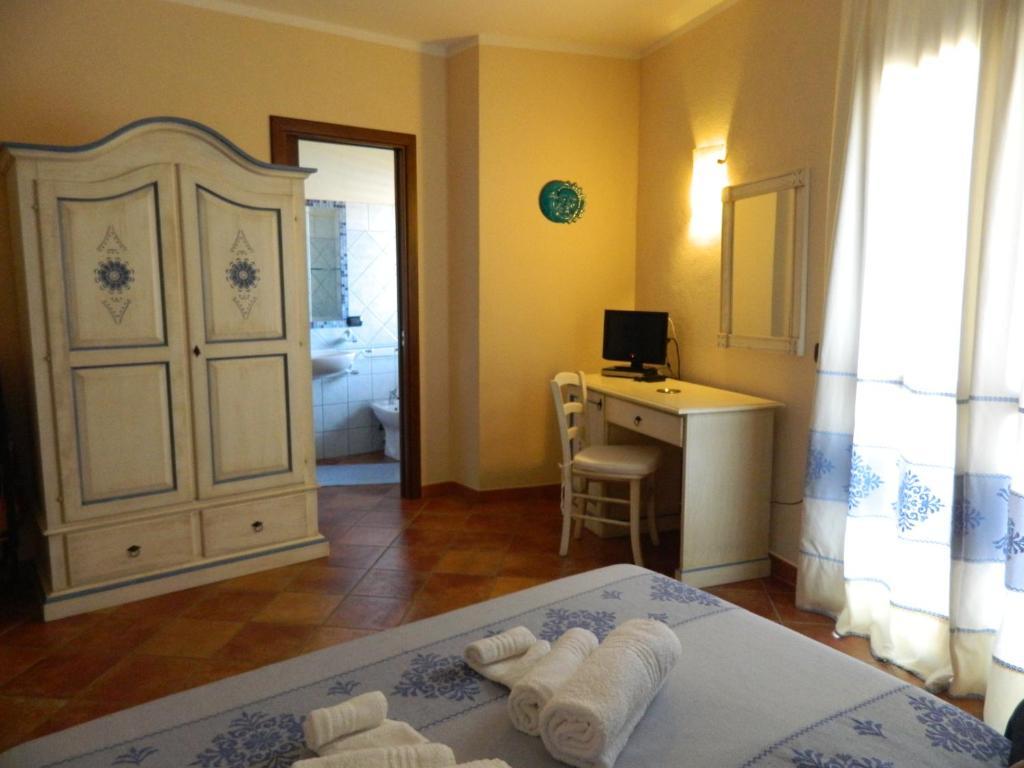 קאסטלסארדו Real B&B Primo Sole חדר תמונה