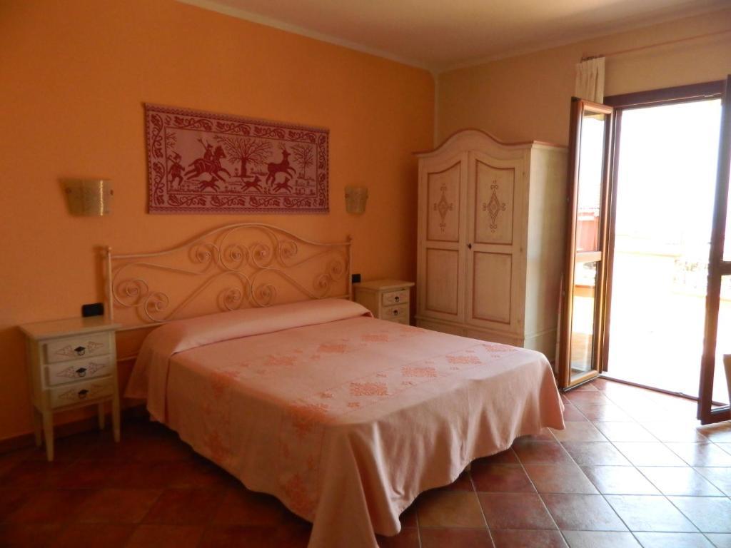 קאסטלסארדו Real B&B Primo Sole חדר תמונה